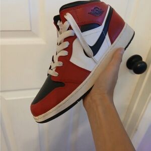 Nike Men's Red, Black, and White Athletic Shoes